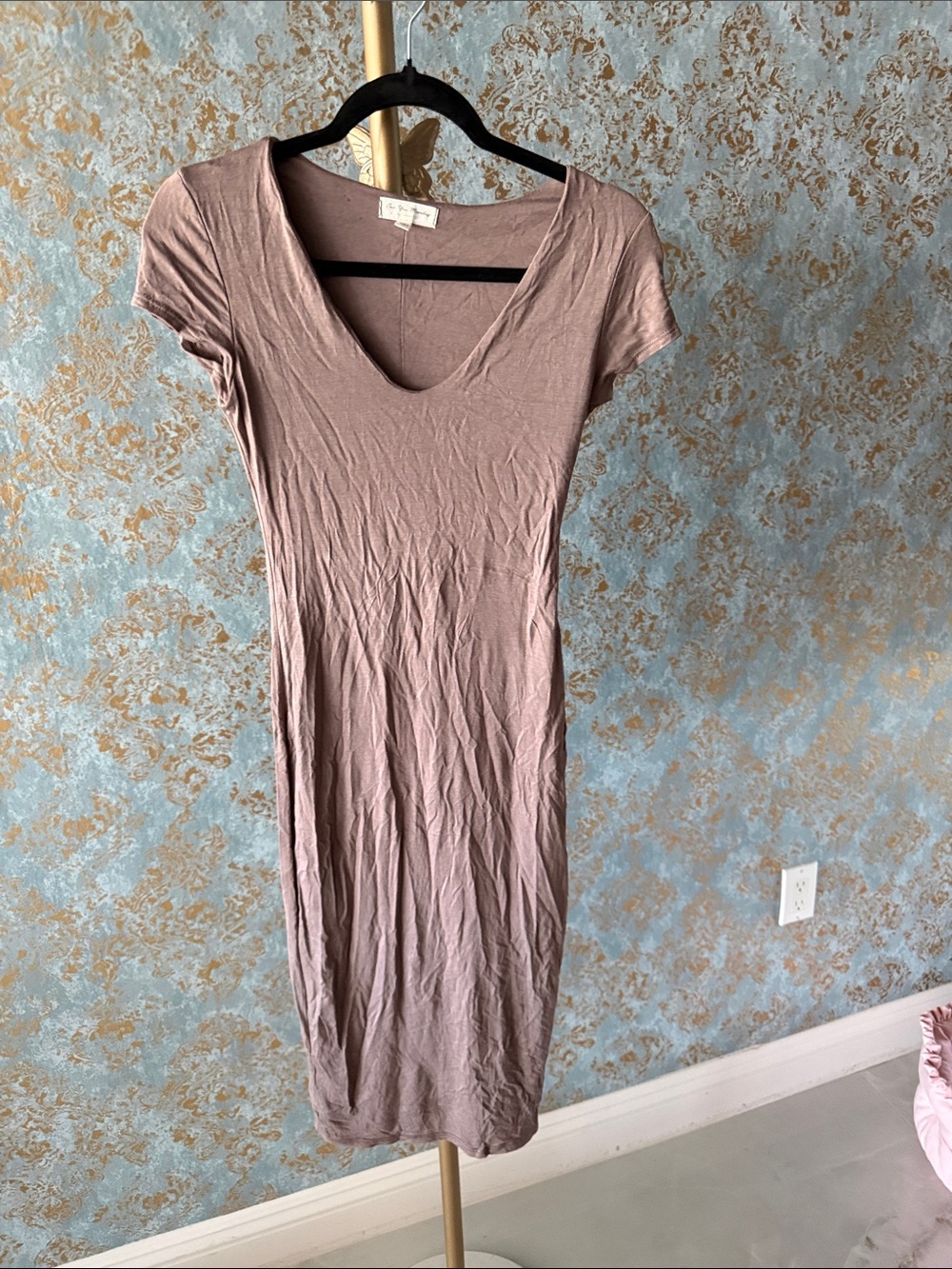 See You Monday Mauve Scoop Neck Midi Dress